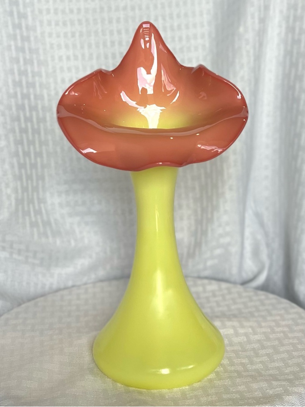 Fenton Jack in the Pulpit Glossy Uranium Glass Flower Vase